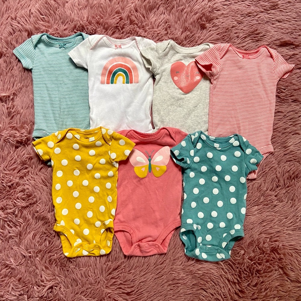Carter’s Onesies 7PC Set